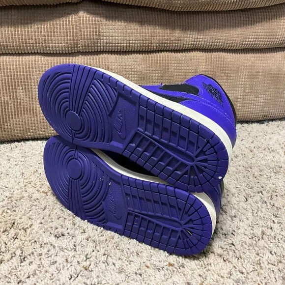 Air Jordan 1 Mid Purple &amp;  women  Size 8.5 Retro Basketball Shoes.