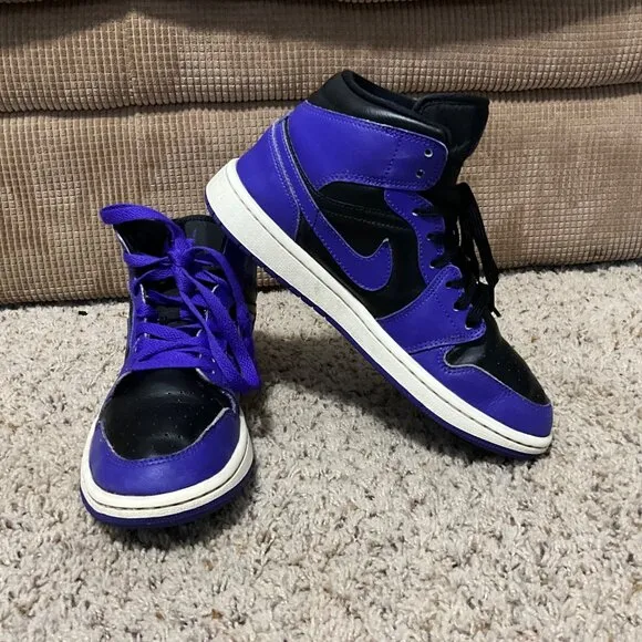 Air Jordan 1 Mid Purple &amp;  women  Size 8.5 Retro Basketball Shoes.