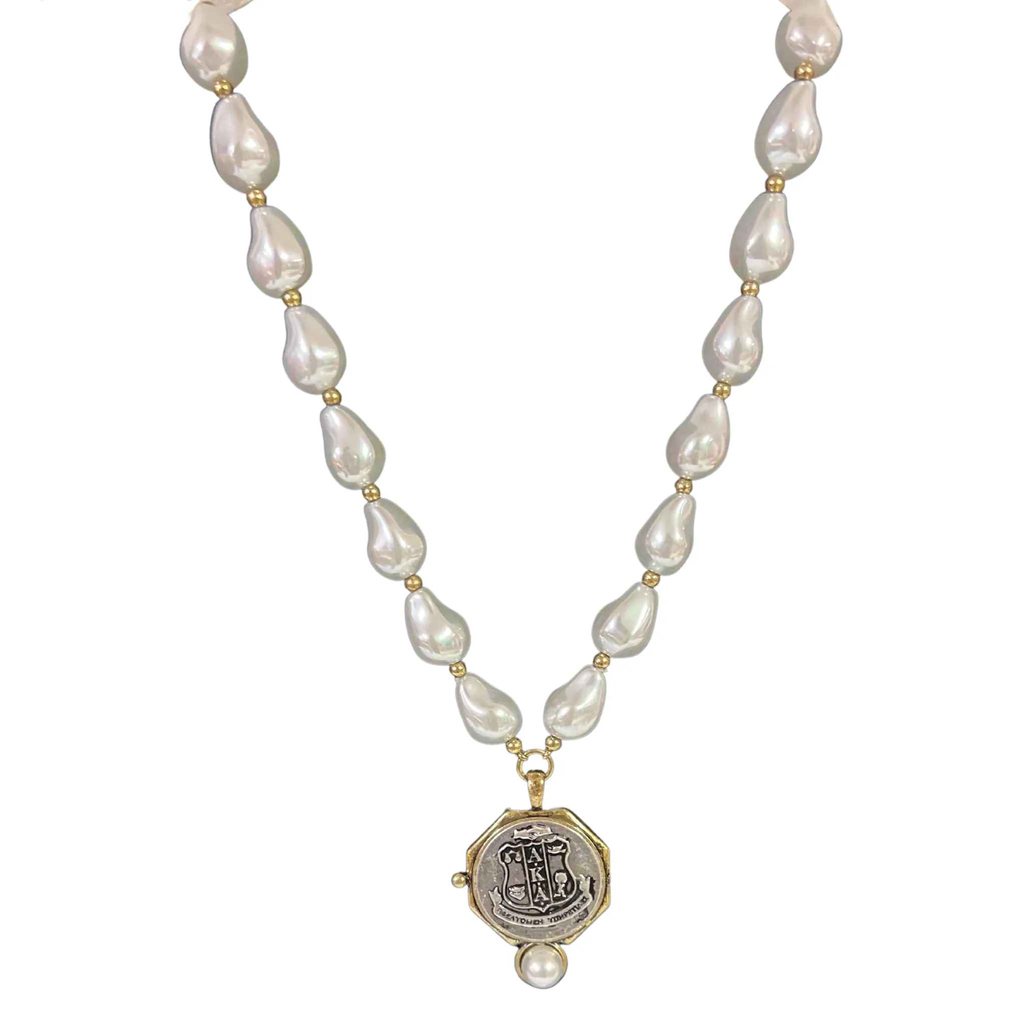 AKA | Coin Pearl Shield Style Pendant