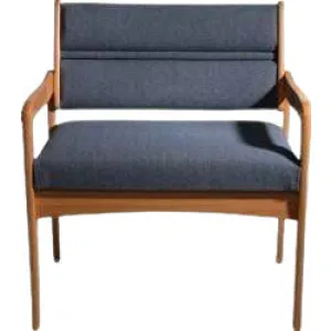 Armchair Model 711-28SL by ConvaQuip