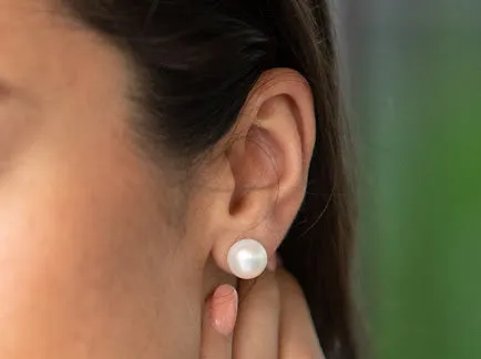 Classic Pearl Studs (Black - Medium Size)