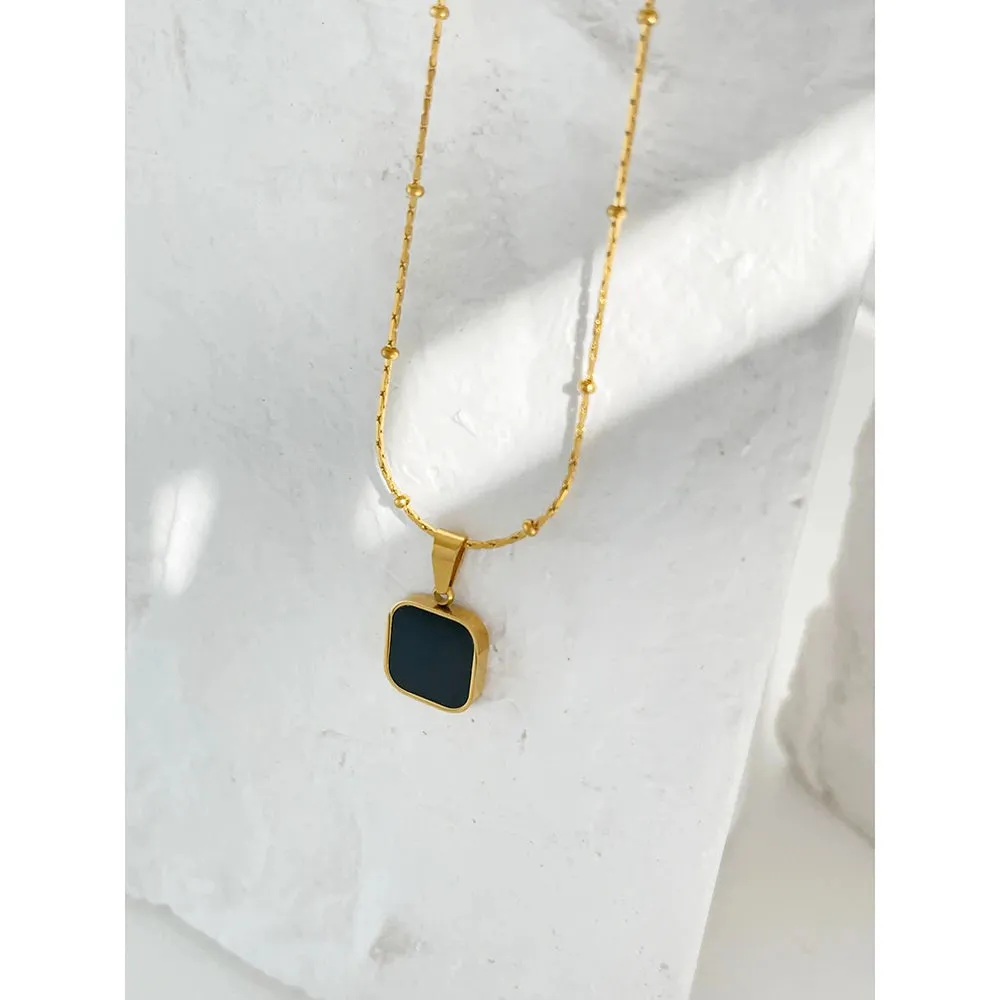 Dainty Shell Necklace