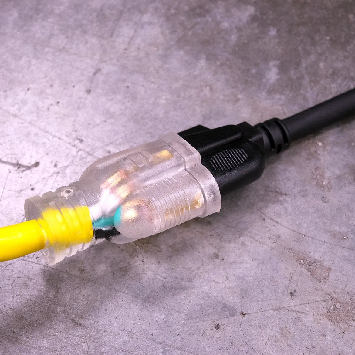 DuroMax XPC12025A 25 Foot 12 Gauge Single Tap Extension Power Cord