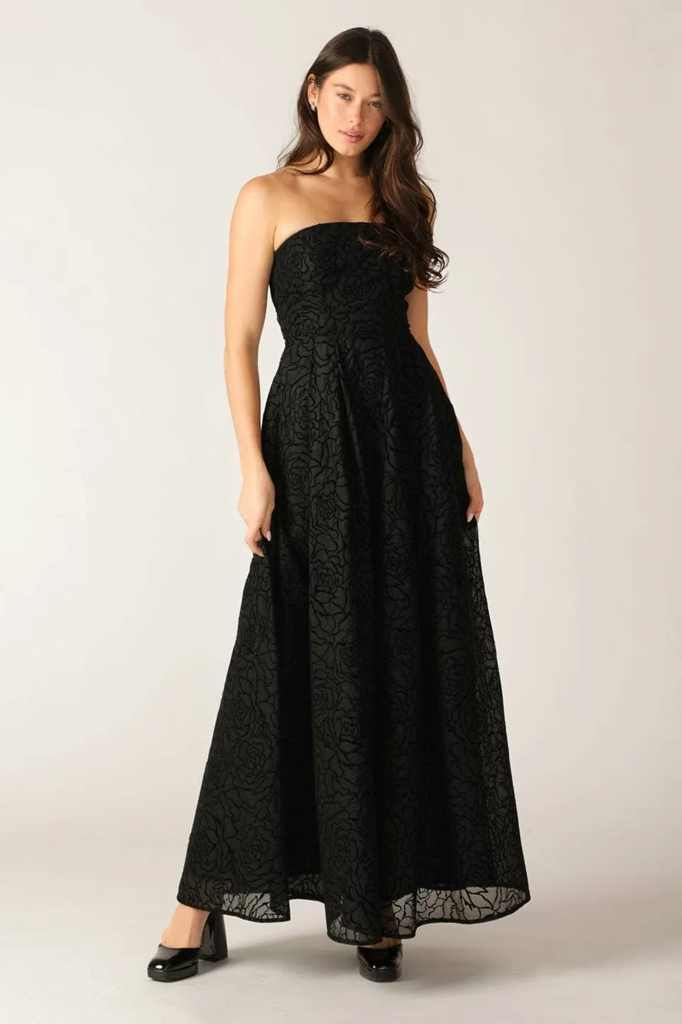 Elegant Floral Textured Midi Dress