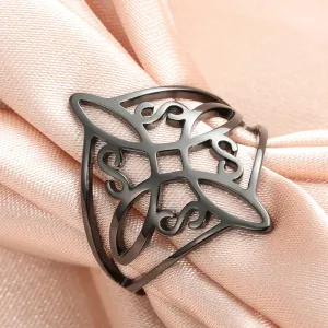 Elegant Knot Ring