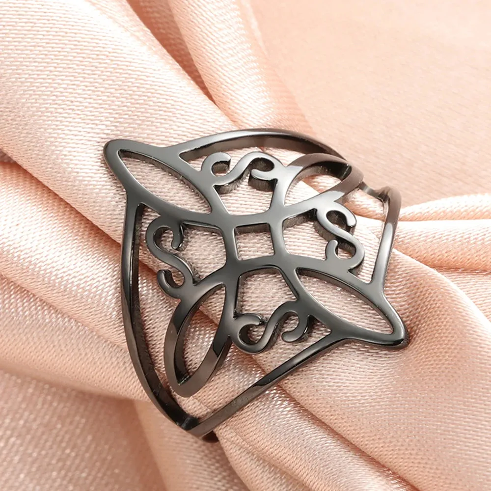 Elegant Knot Ring
