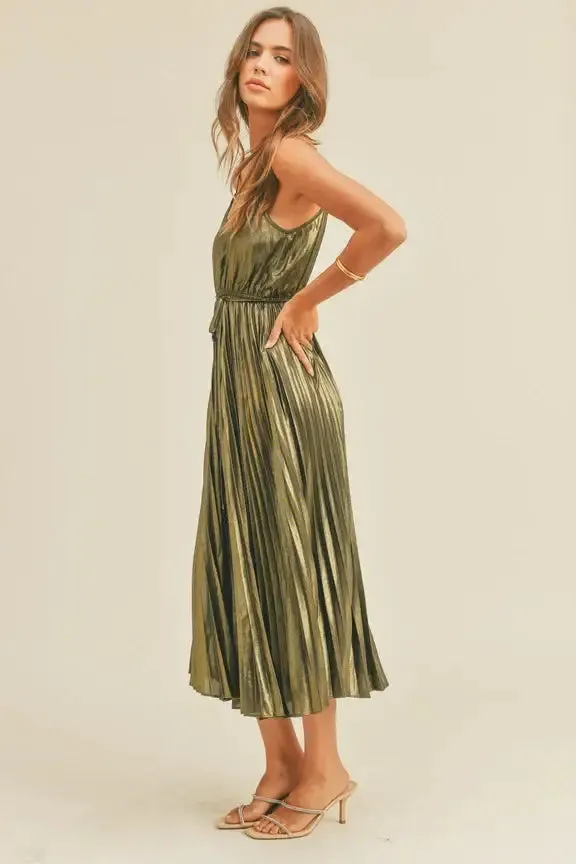 METALLIC PLEATED DRESS