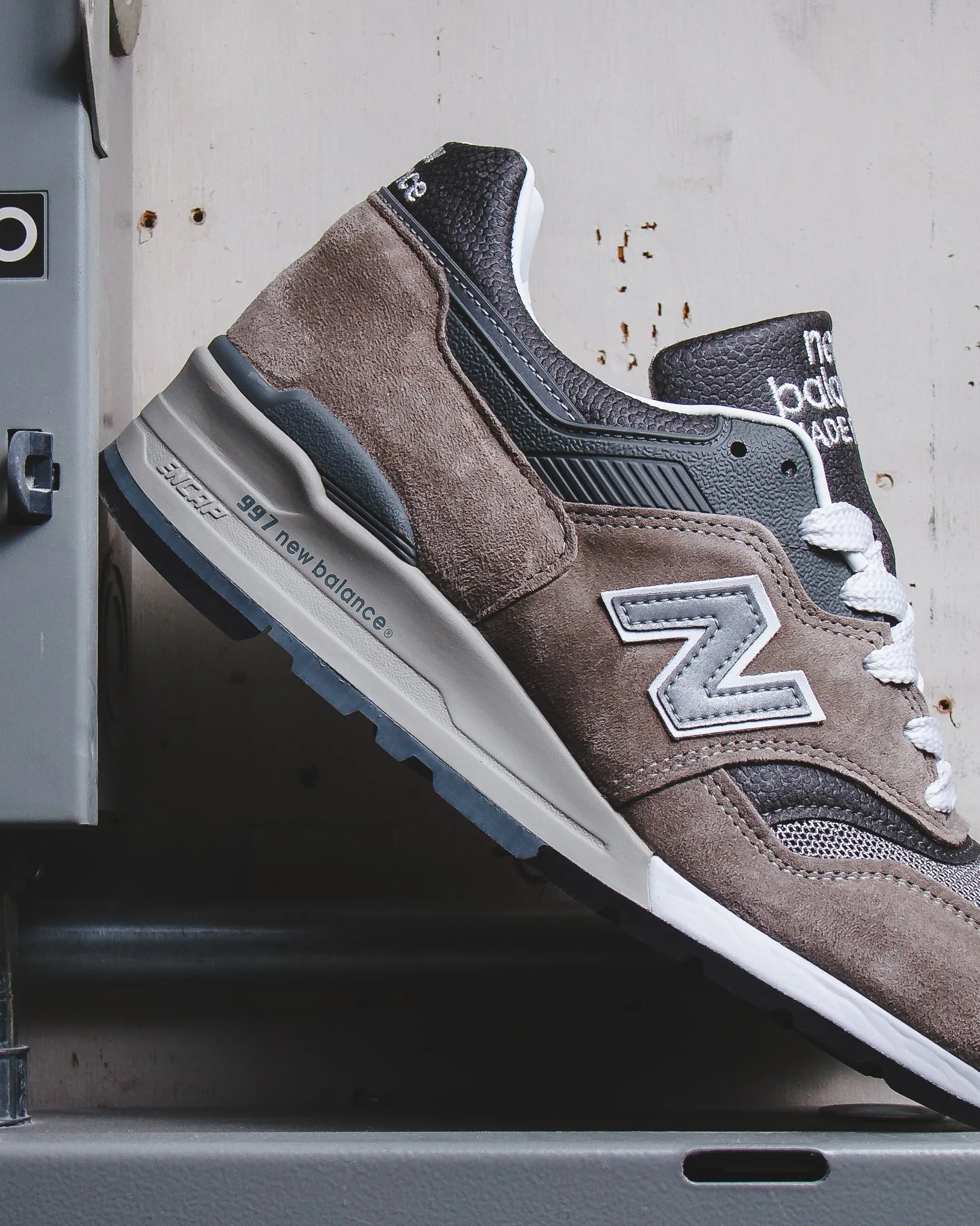 New Balance Unisex MADE in USA 997 Gray U997GY