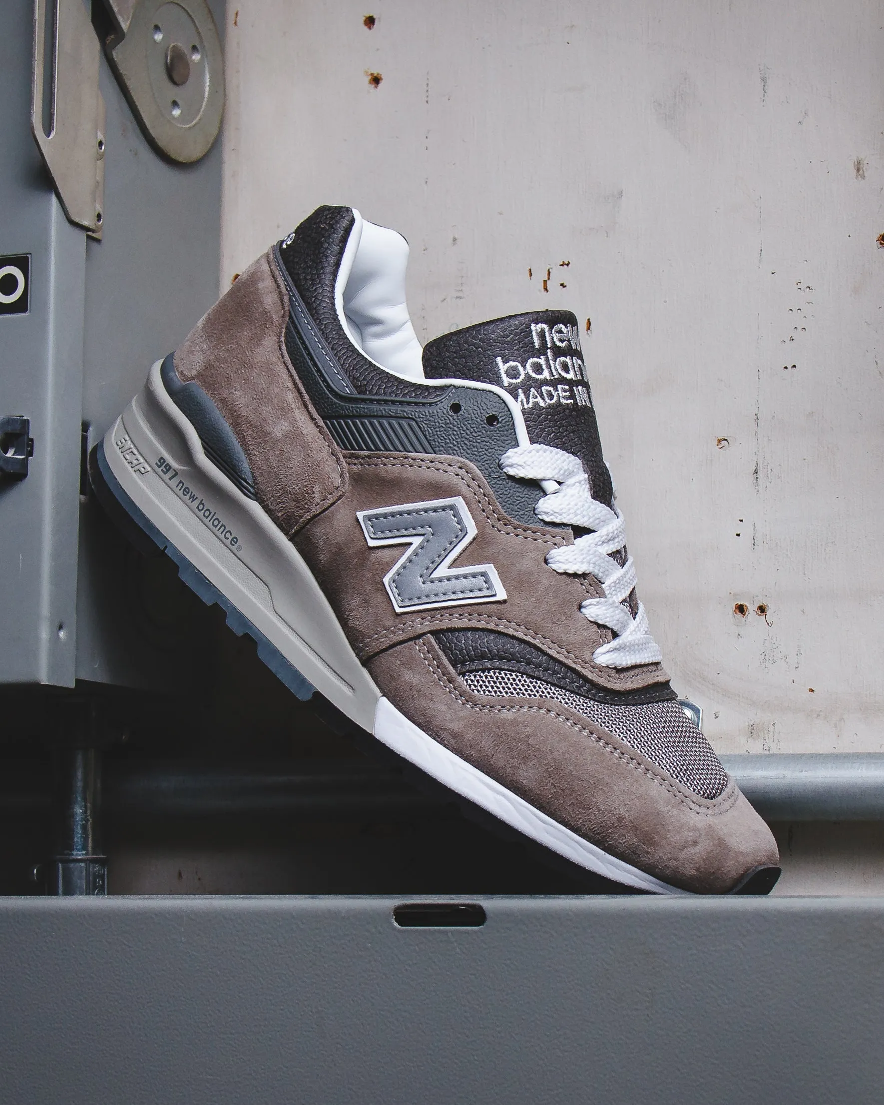 New Balance Unisex MADE in USA 997 Gray U997GY
