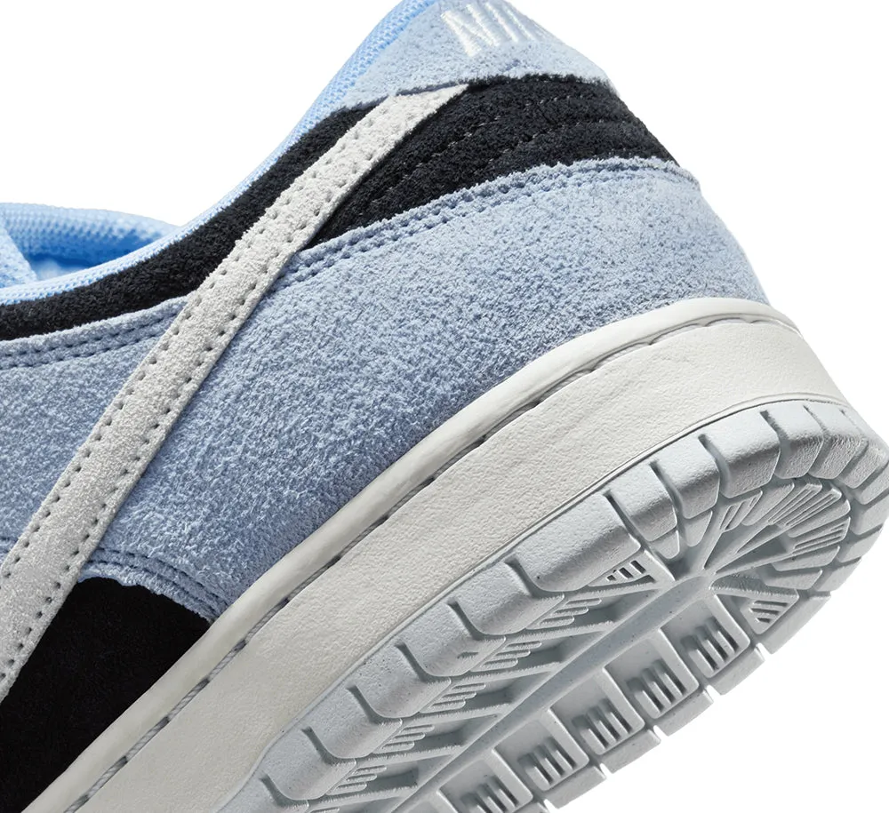 Nike SB Dunk Low Pro