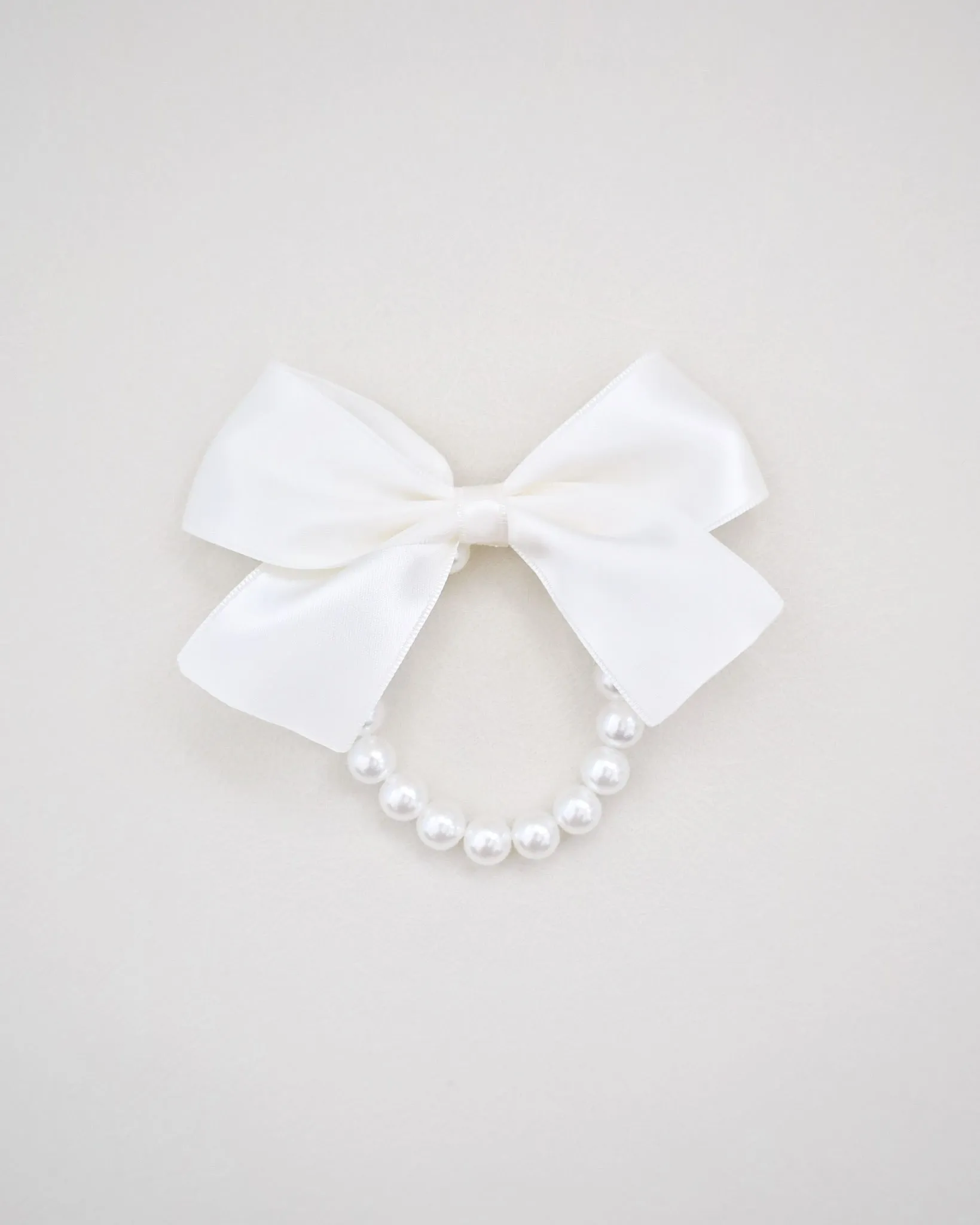 Pearl Bow Bracelet