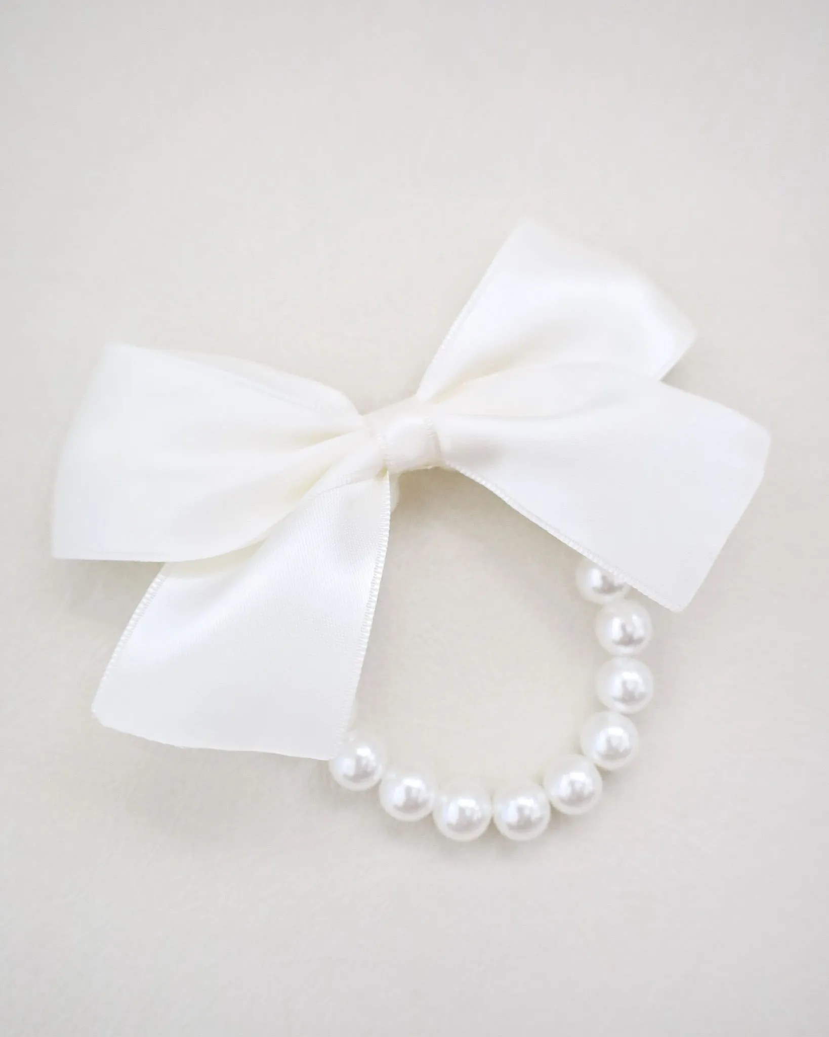 Pearl Bow Bracelet