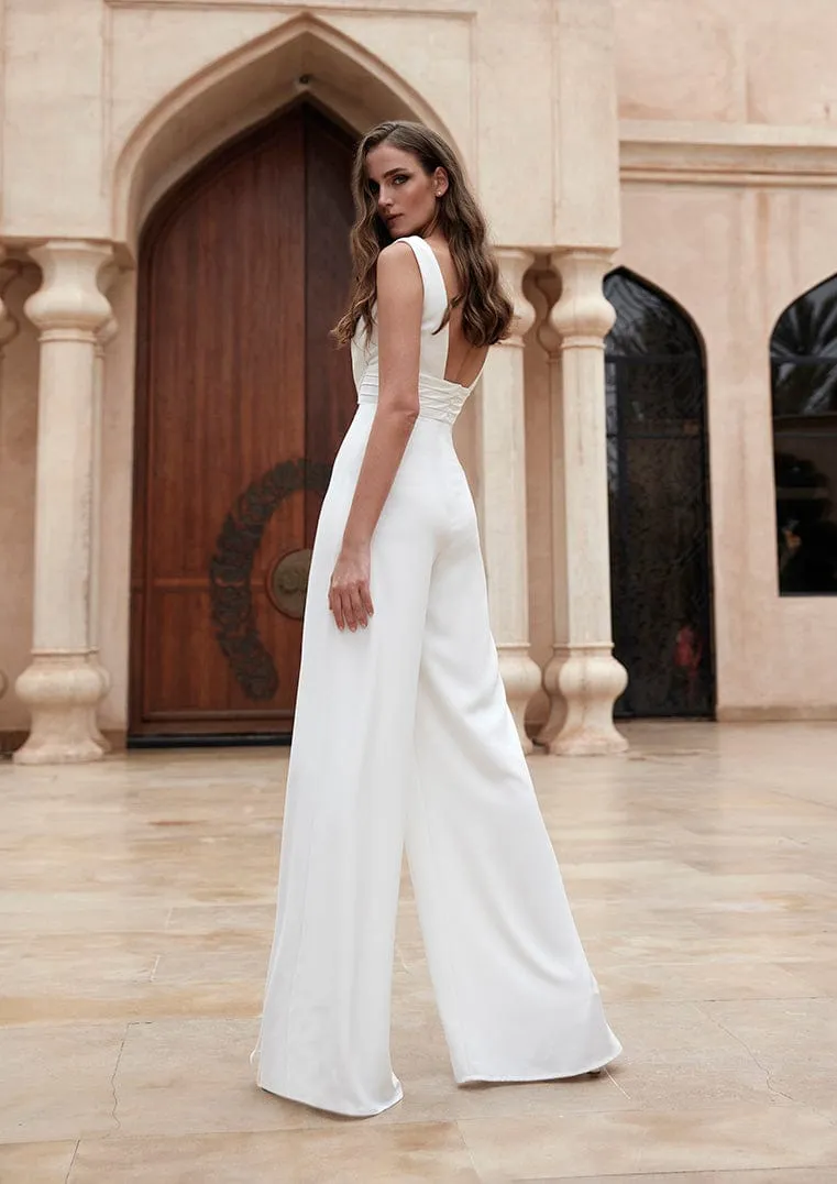 Pronovias: Nias