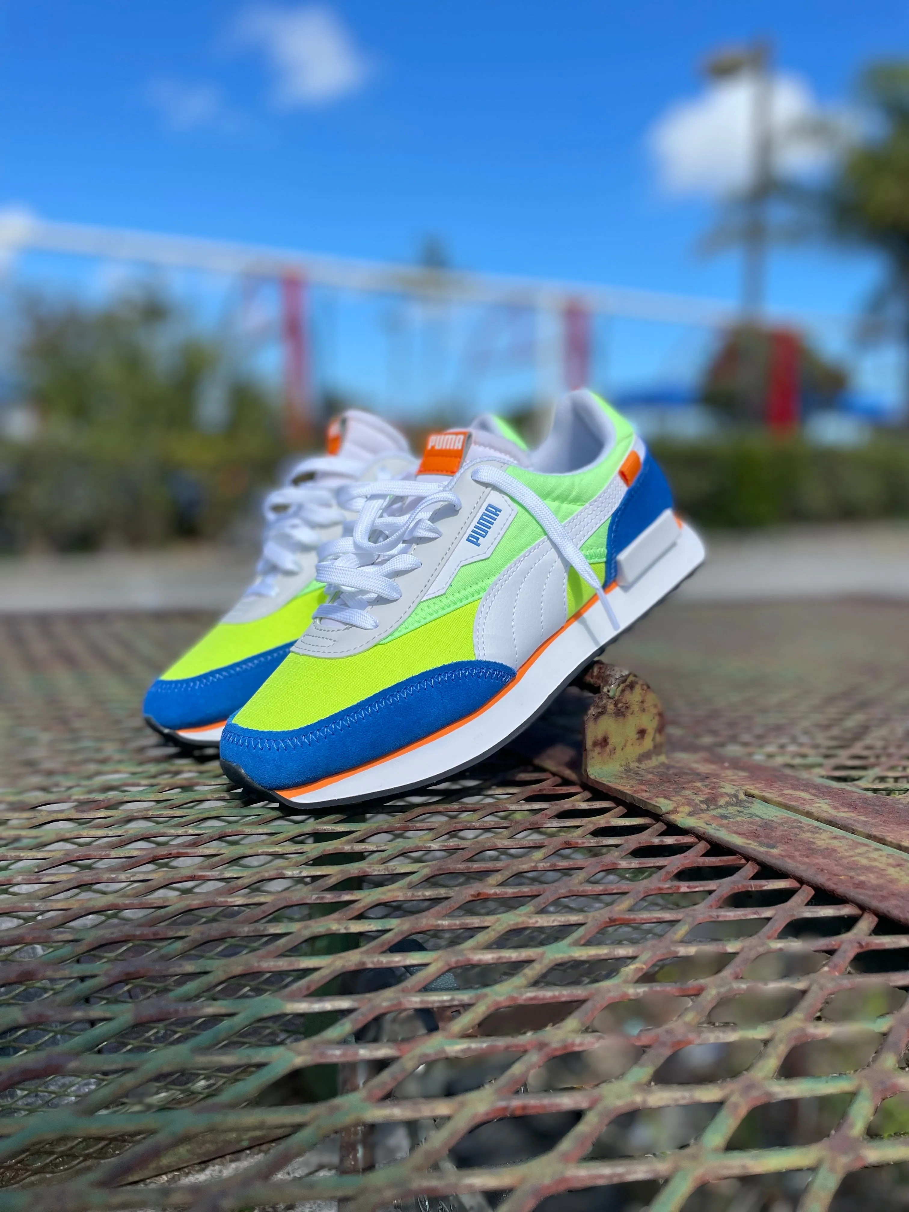 PUMA FUTURE RIDER PLAY ON (PUMA WHITE/FIZZY LIME)