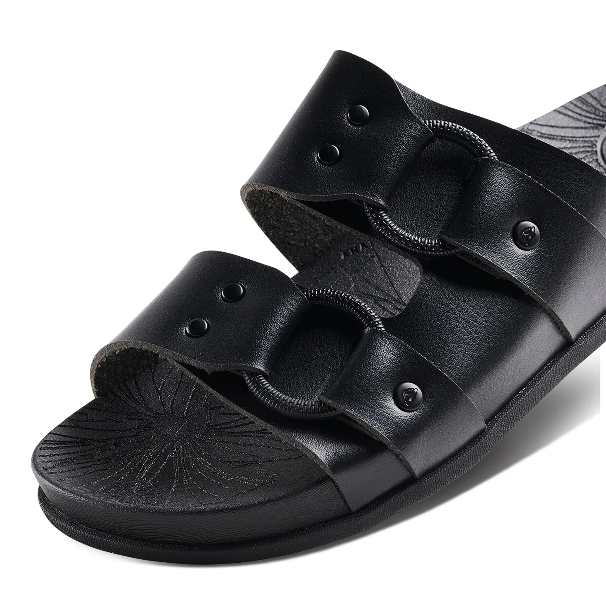 REEF CUSHION VERA CRUZ - BLACK NIGHT