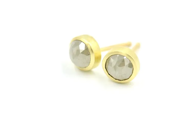 Rosecut Gray Diamonds Studs