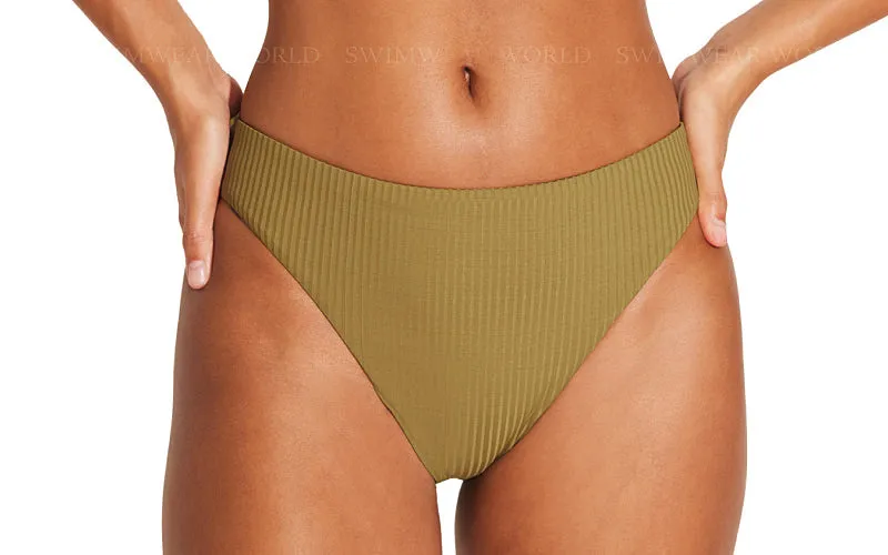 Skylar-Cali High Leg Bikini ::RET