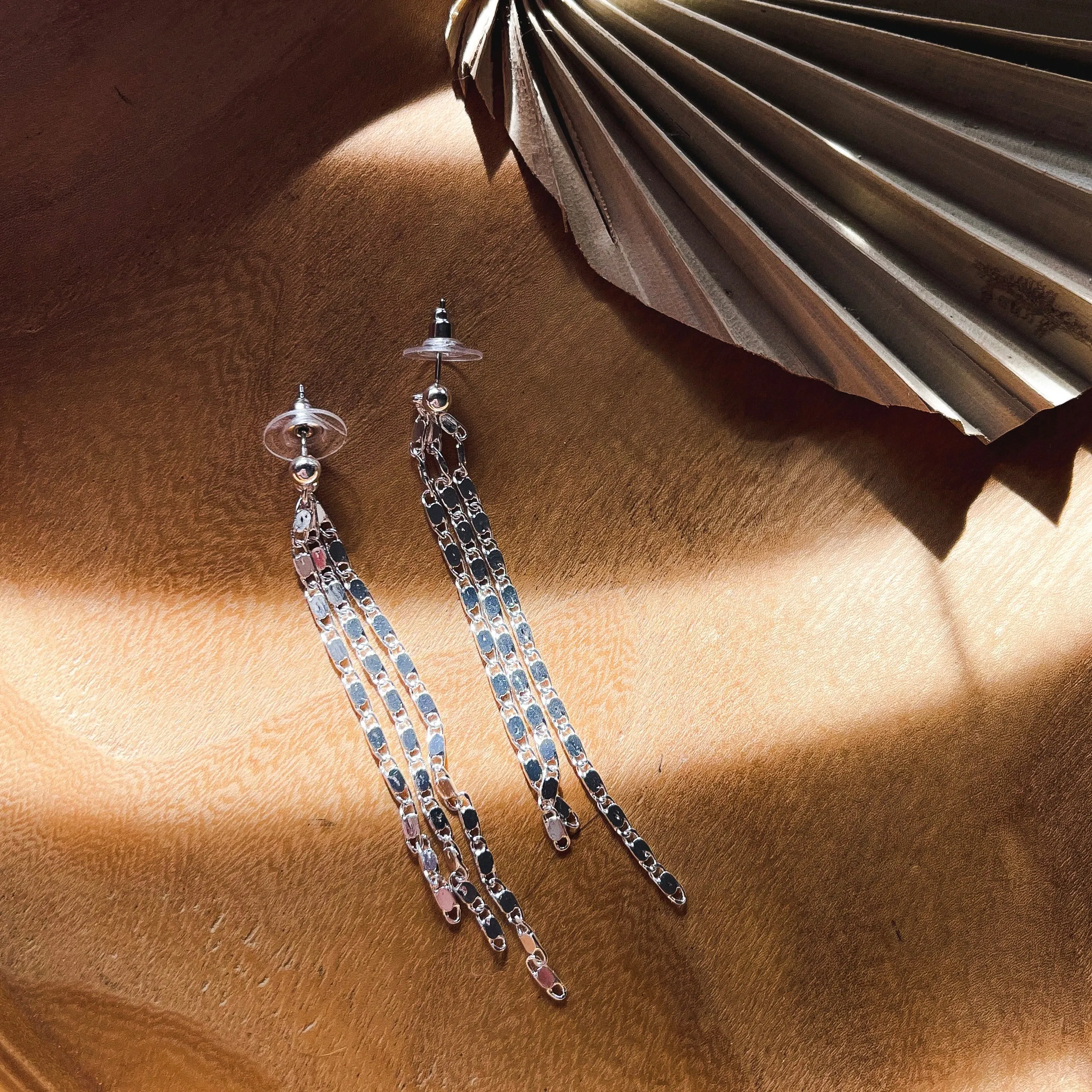 Thin Mini Chain Fringe Dangle Earrings ( 2 Colors)