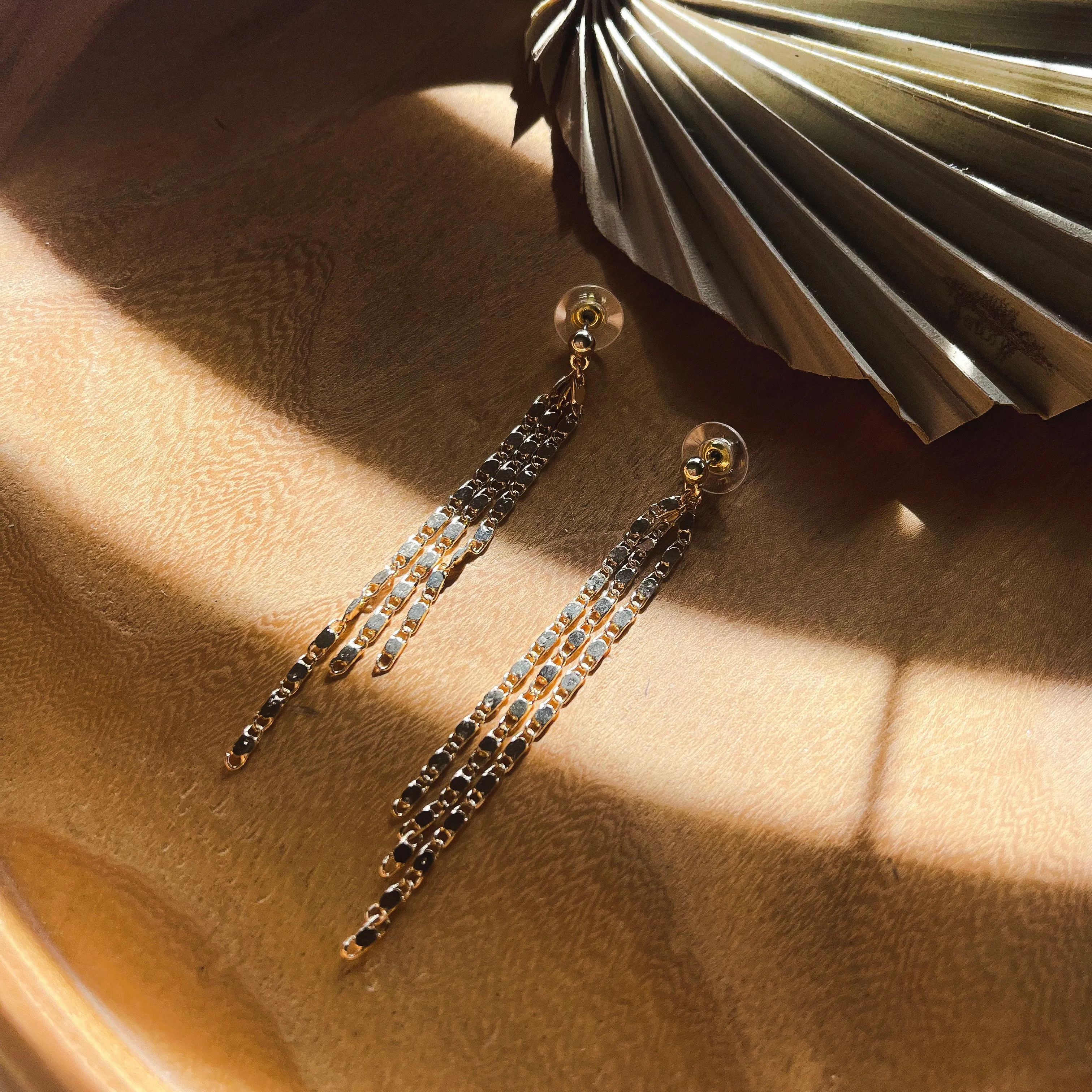 Thin Mini Chain Fringe Dangle Earrings ( 2 Colors)