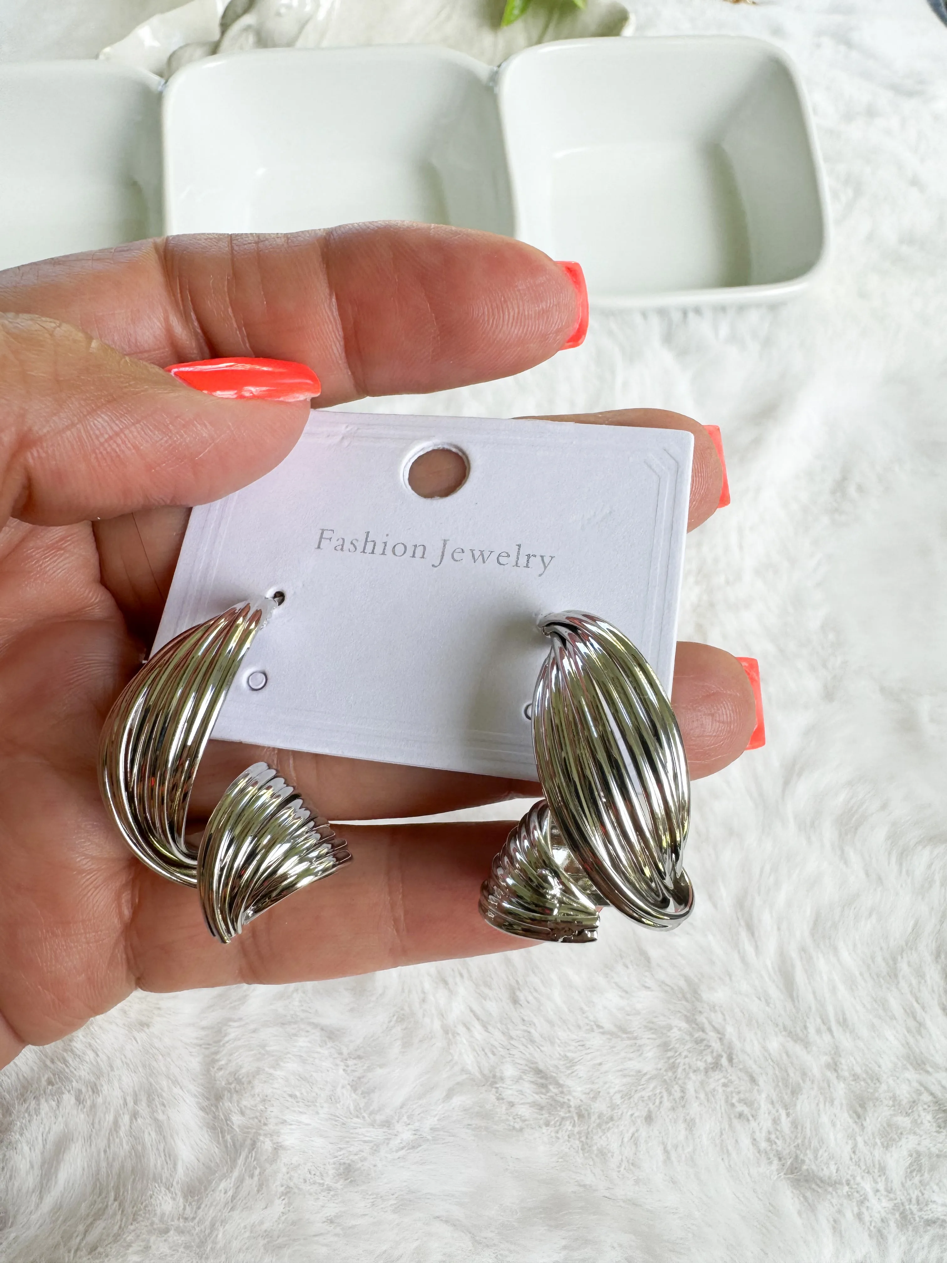 Victoria earrings