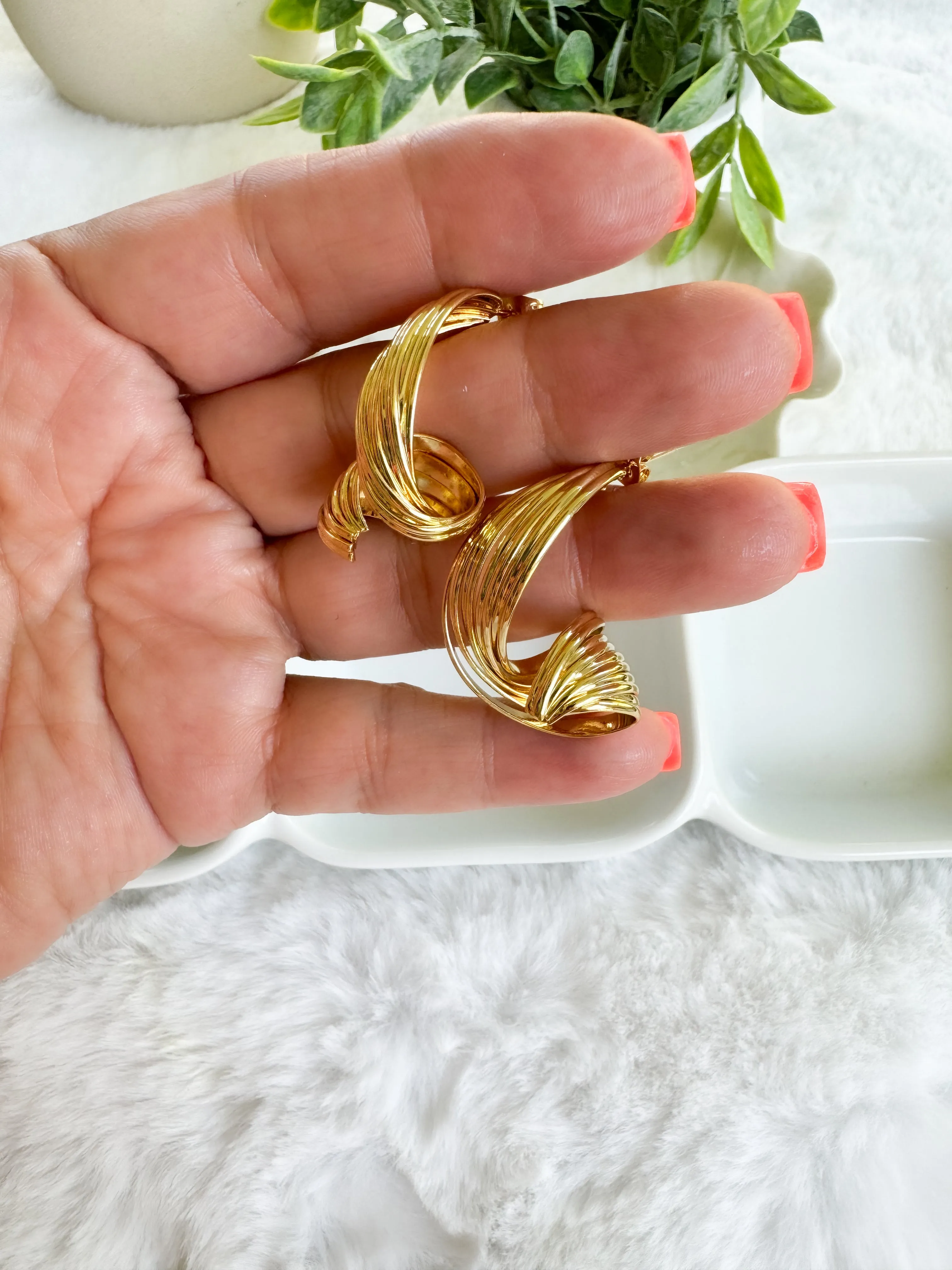Victoria earrings